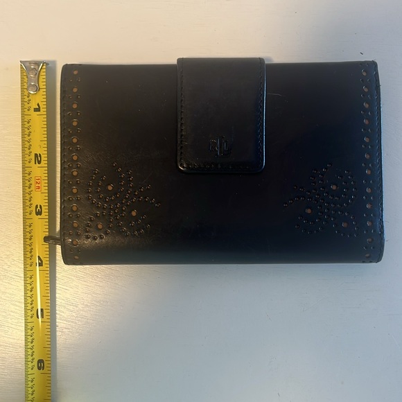 EXCELLENT CONDITION! LAUREN BY RALPH LAUREN Womens wallet sleek slim must have! - Picture 8 of 10